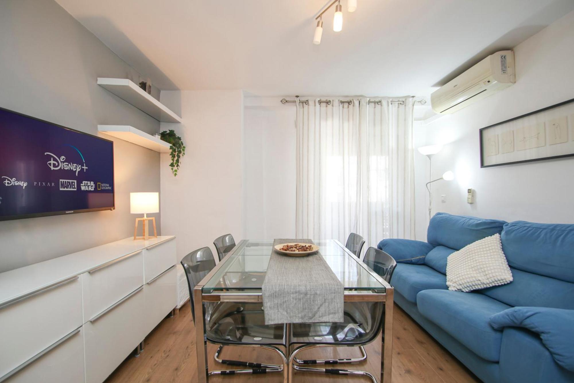 Spacious 2 Bedroom In The Heart Of Triana Apartment Sevilla